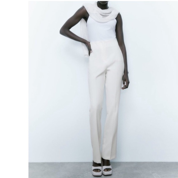 Zara High Waisted Flared Pants - Picture 5 of 9